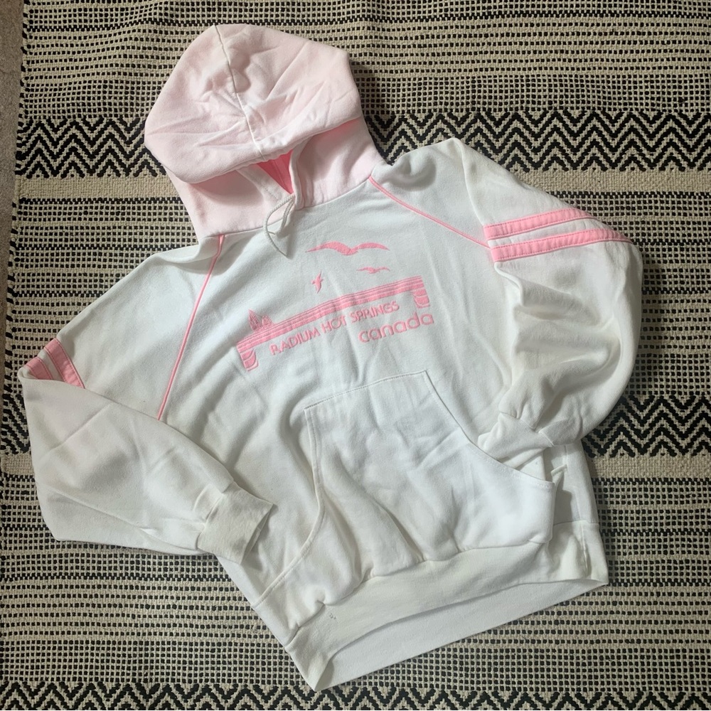 Vintage Radium Hot Springs Canada Hoodie size M